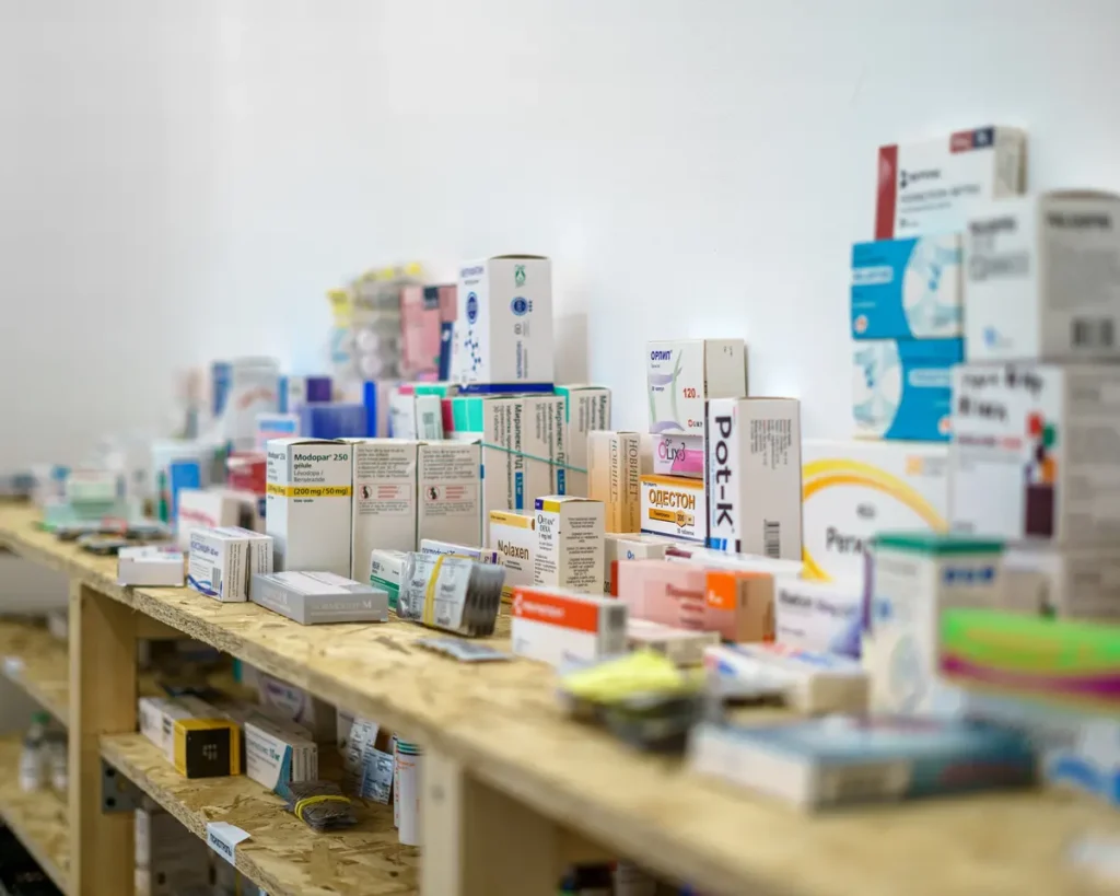 Собранные волонтерами Emigration for Action медикаменты в&nbsp;Тбилиси. Фото: архив фонда Emigration for Action.