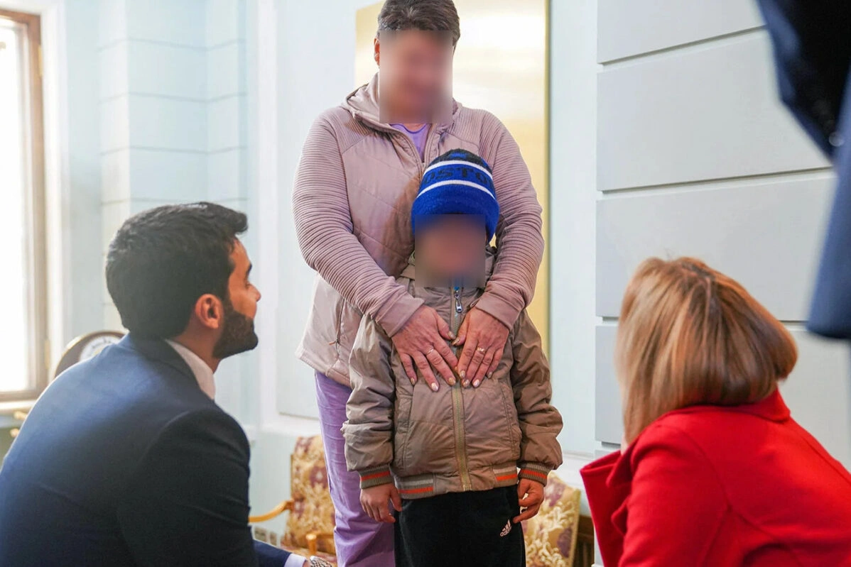 Встреча в&nbsp;посольстве Катара перед возвращением Максима в&nbsp;Украину