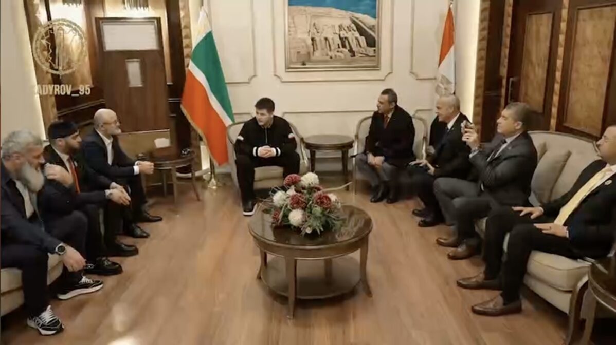 Несовершеннолетний сын Кадырова Адам получил очередную награду и&nbsp;стал членом Арабского арбитражного суда