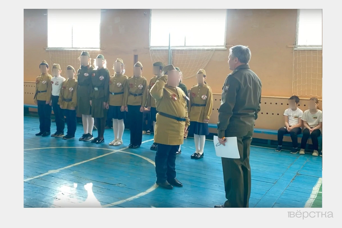 "Zarnitsa" at the Oryol boarding school in early 2025. Source: Video "Military Correspondents Ogurtsova and Stavtseva Zarnitsa 2.0 — 2025" from the VKontakte group.