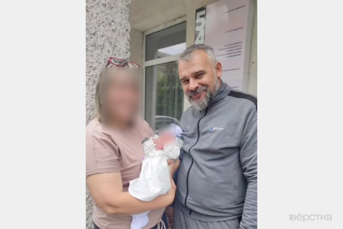 Пастор евангелистской церкви из&nbsp;Бердянска Виктора Бондаренко с&nbsp;супругой и&nbsp;внучкой