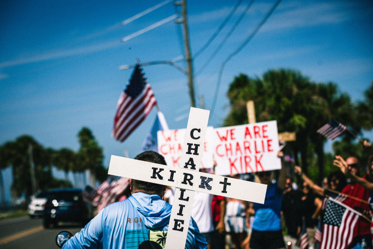 В&nbsp;США и&nbsp;Европе запрещают движение антифашистов. Что происходит и&nbsp;как это повлияет на&nbsp;«антифа» в&nbsp;России