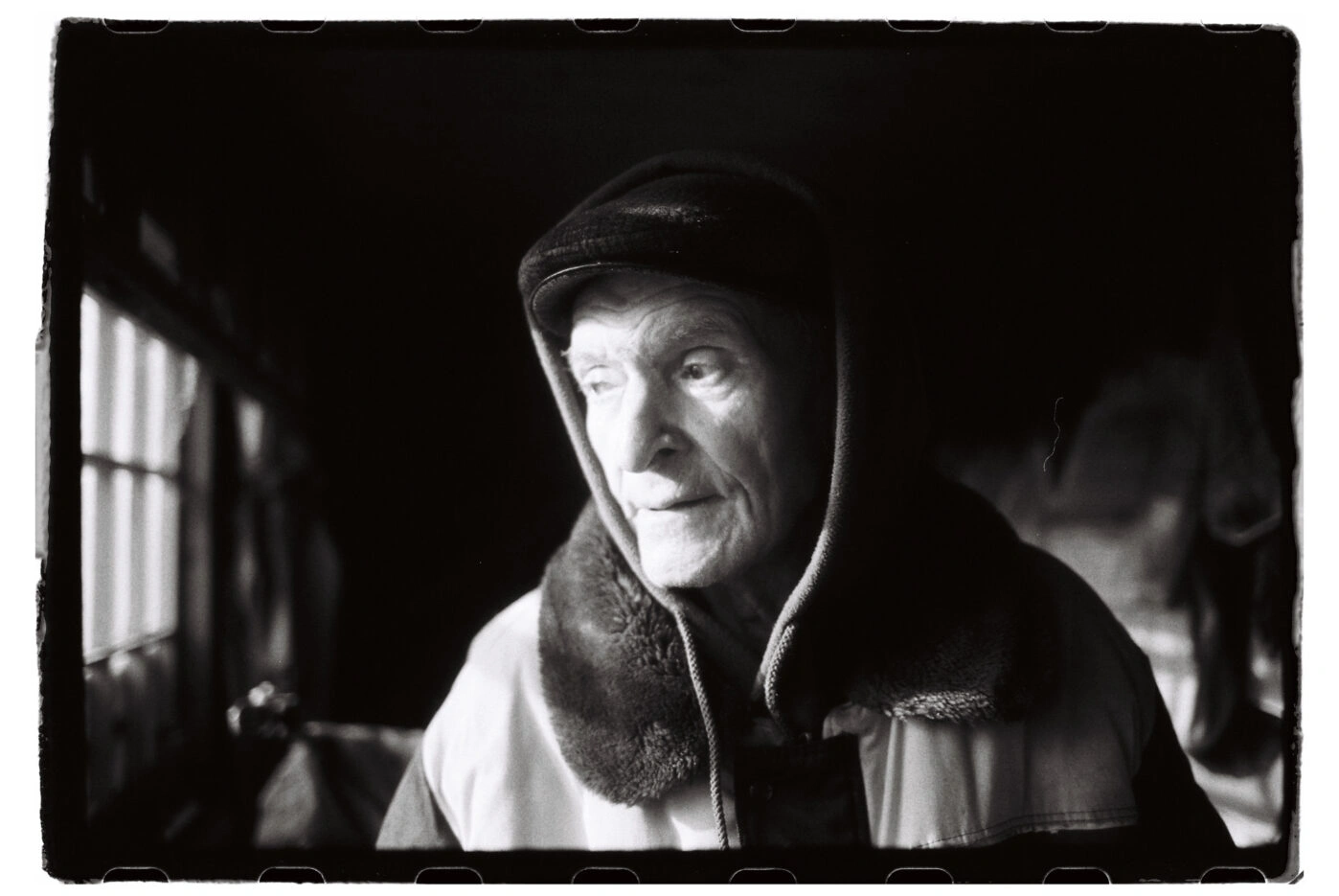 Фотограф Владимир Аверин в&nbsp;фотопроекте о&nbsp;болезни Альцгеймера у&nbsp;близкого человека рассказывает, с&nbsp;какими трудностями сталкивается человек, ухаживающий за&nbsp;больным