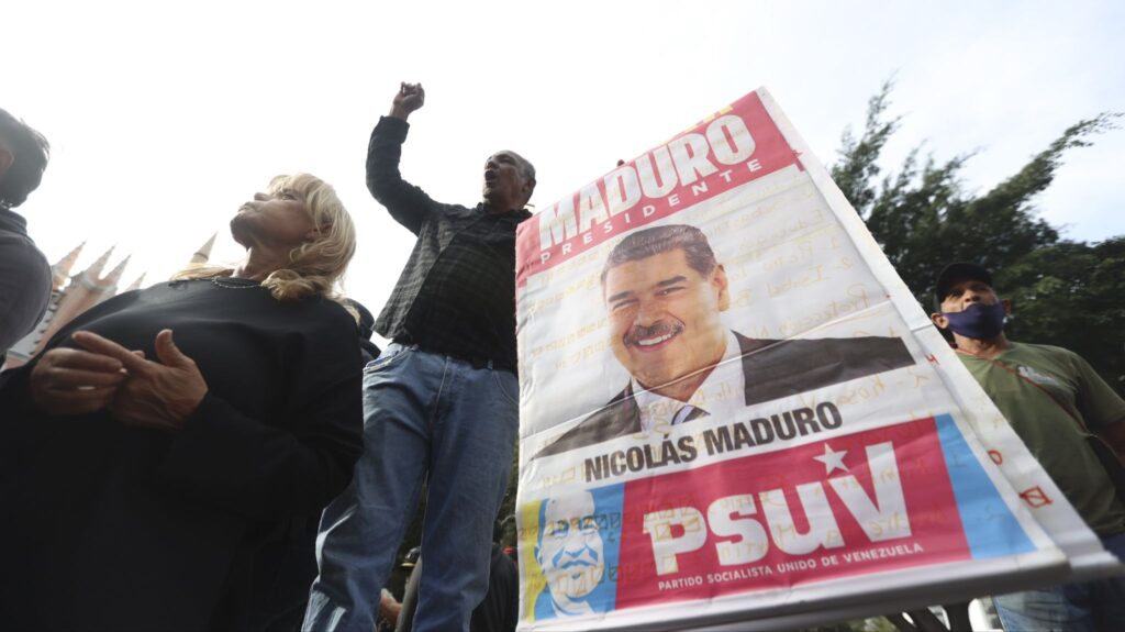 Провоенные блогеры высоко оценили военную операцию по&nbsp;похищению Николаса Мадуро в&nbsp;Венесуэле