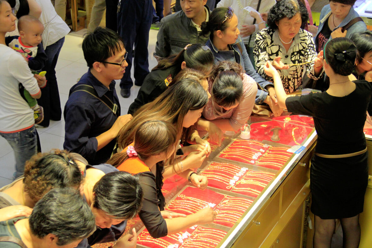 Цены на&nbsp;золото и&nbsp;серебро в&nbsp;начале 2026 года держатся на&nbsp;рекордно высоком уровне